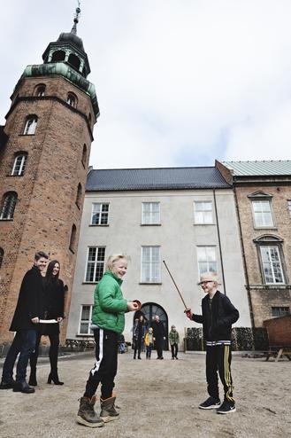 Krigsmuseet set fra Tøjhusgården Krigsmuseet set fra Tøjhusgården