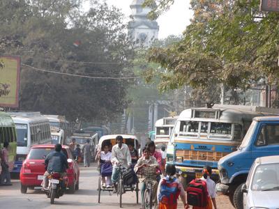 Byliv på den gamle hovedgade i Serampore Serampore i dag