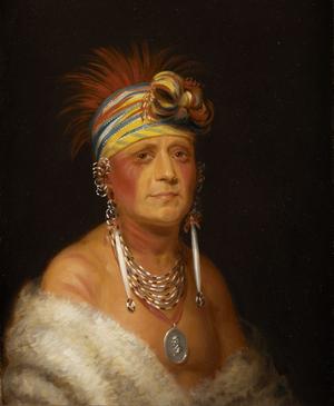 Monchousia (White Plume), Kansa-høvding. I Nationalmuseets protokoller kan man læse, at “Han besøgte Washington i Aaret 1825, hvor han gjorde Opsigt ved sin Vildhed og særdeles Mangel paa Civilisation"