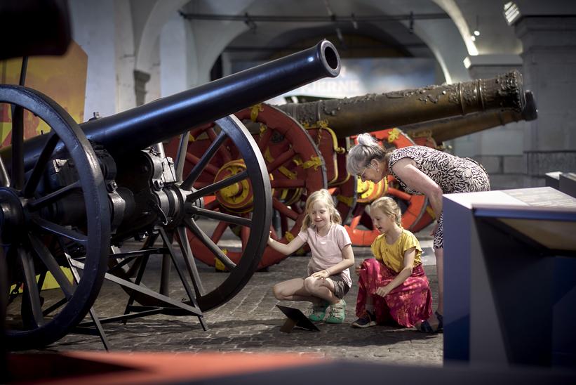 I juli er der sjove sommeraktiviteter for hele familien på Krigsmuseet I juli er der sjove sommeraktiviteter for hele familien på Krigsmuseet