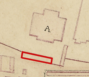 Plan med Sydporten fra 1827. Porten er markeret med rødt. Det danske guvernementshus med A. © Dronningens Håndbibliotek. Plan med Sydporten fra 1827. © Dronningens Håndbibliotek.