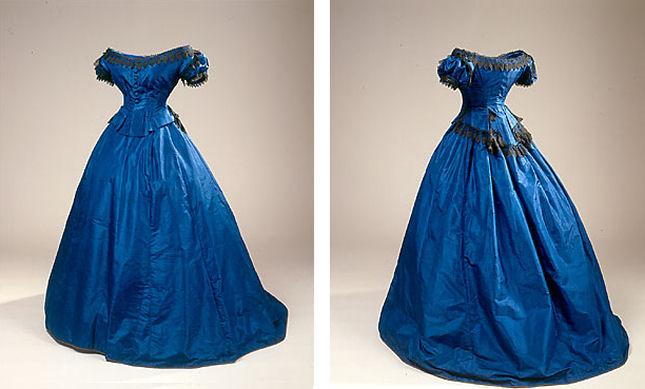 Blå balkjole, 1870'erne