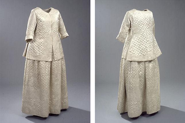 Caraco - jakke - og skørt hvidt ca. 1770