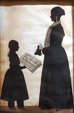 Silhuet af mor og datter. Familien v. Bracht, Skive omk. 1840.